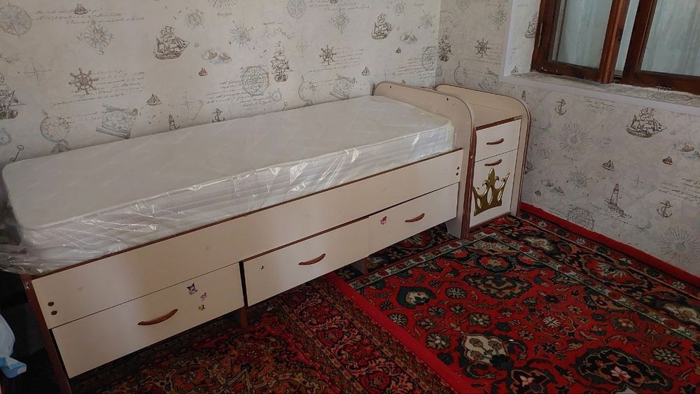 detskiy mebel sotiladi