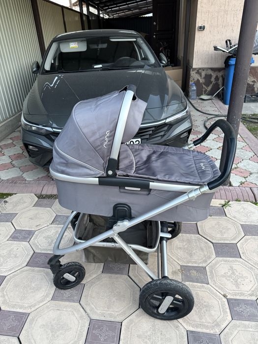 Коляска 2 в 1 Nuna IVVI