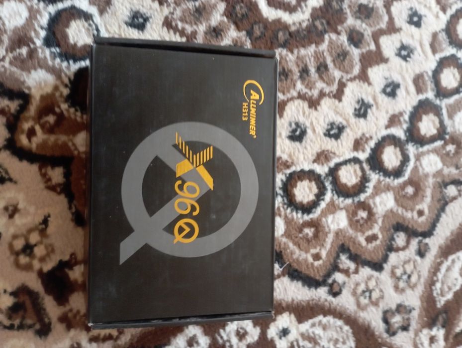 Tv box x96 yangi karobka