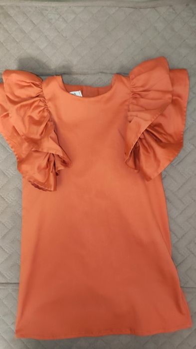 Платье на девочку