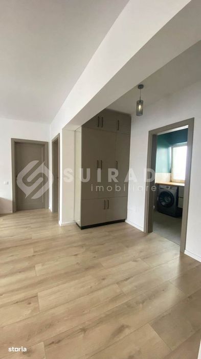 Apartament 3 camere | zona Regal | Terasă | 2 parcări + boxă