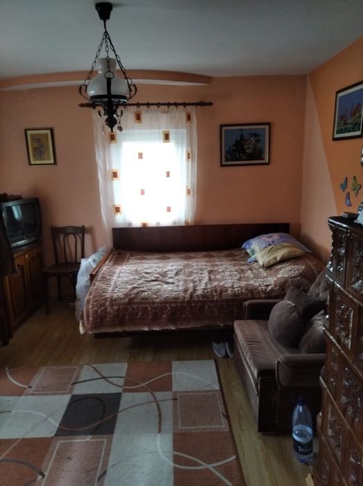 Casa si teren de vanzare