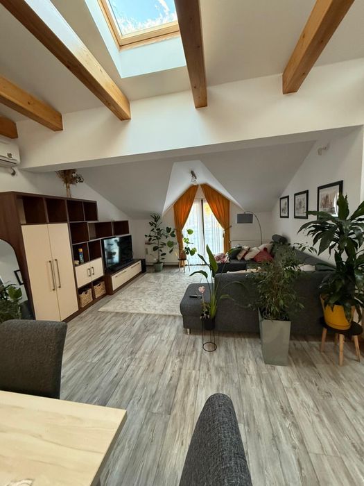 Apartament 3 camere, 80 mp, parcare proprie, Strada Colinelor