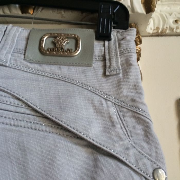 Pantaloni Versace, originali, model sport/elegant, Italia