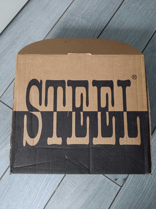 Vând ghete dama Steel