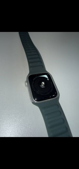 Продам apple watch se