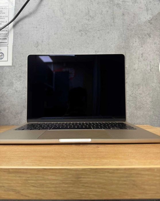 ZAP AMANET Gara de Nord - Macbook Air 13 2022 - 8GB - 256GB - M2