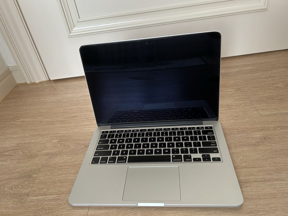 Продам MacBook Pro 13” (Late 2013)