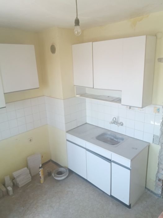 Продава се Двустаен апартамент в Левски - 40 кв.м за 538 €/кв.м - Снимка #2