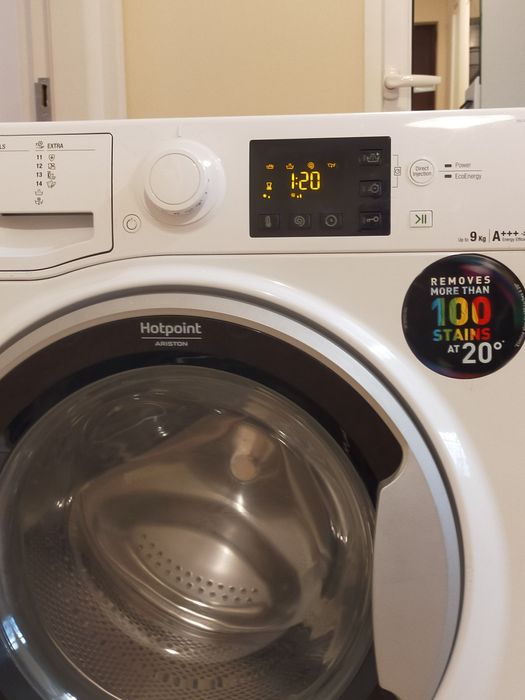 Автоматична пералня Hotpoint Ariston