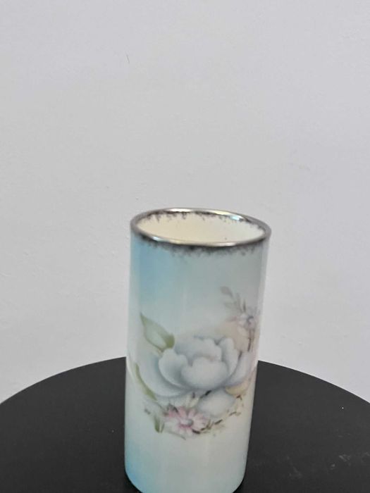 Piesa portelan Anglia Royal Worcester bibelou bibelouri