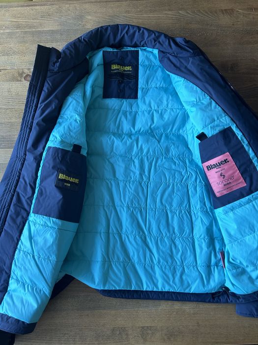 Blauer High Neck Яке