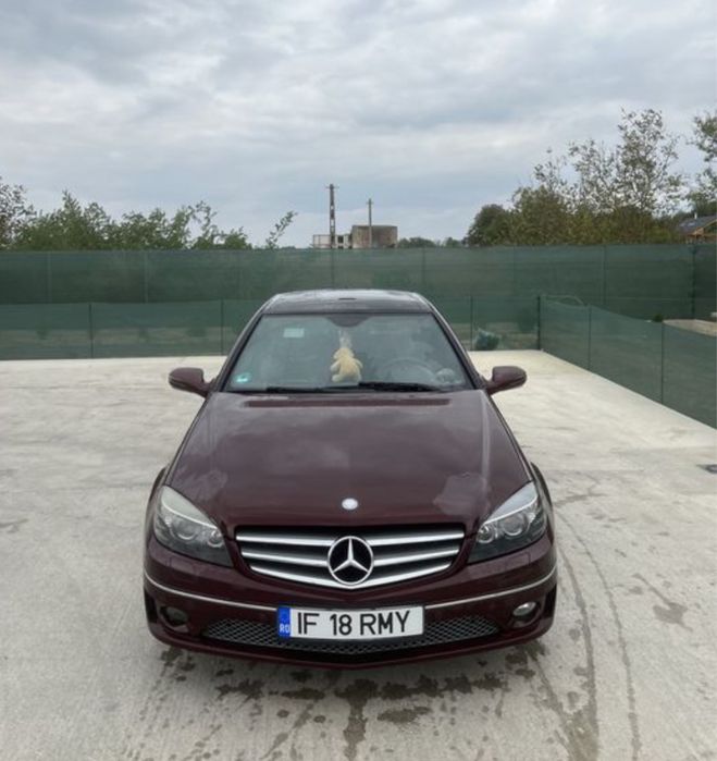 Vand sau schimb mercedes cl 2009