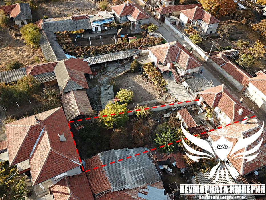 Двуетажна вила/къща 80РЗП в 400кв.м двор в с.Дълбок Извор