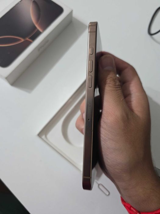 IPhone 16 Pro Max 256Gb