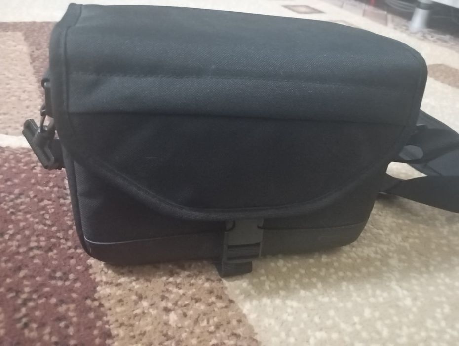 Камера Canon 4000D