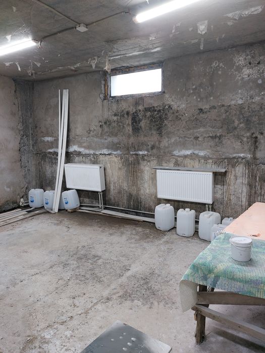 Подвальное помещение, склад, цех.