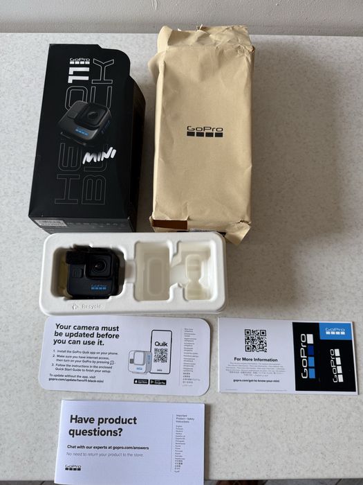 Go Pro Hero 11 mini si GoPro Hero 11 Black enduro baterii accesorii ventuza ham prinderi merg si pe Dji Action sau Insta360  incarcatoare