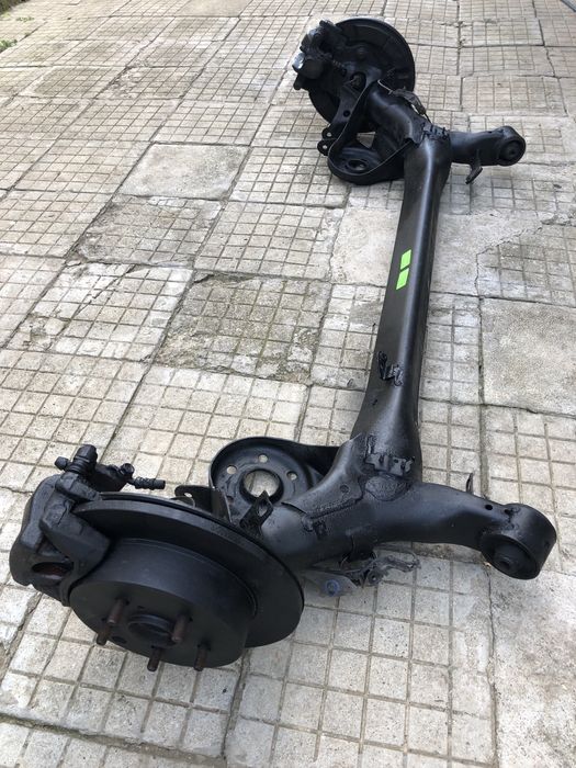 Заден мост за Тойота Версо/Verso 2009-2014г