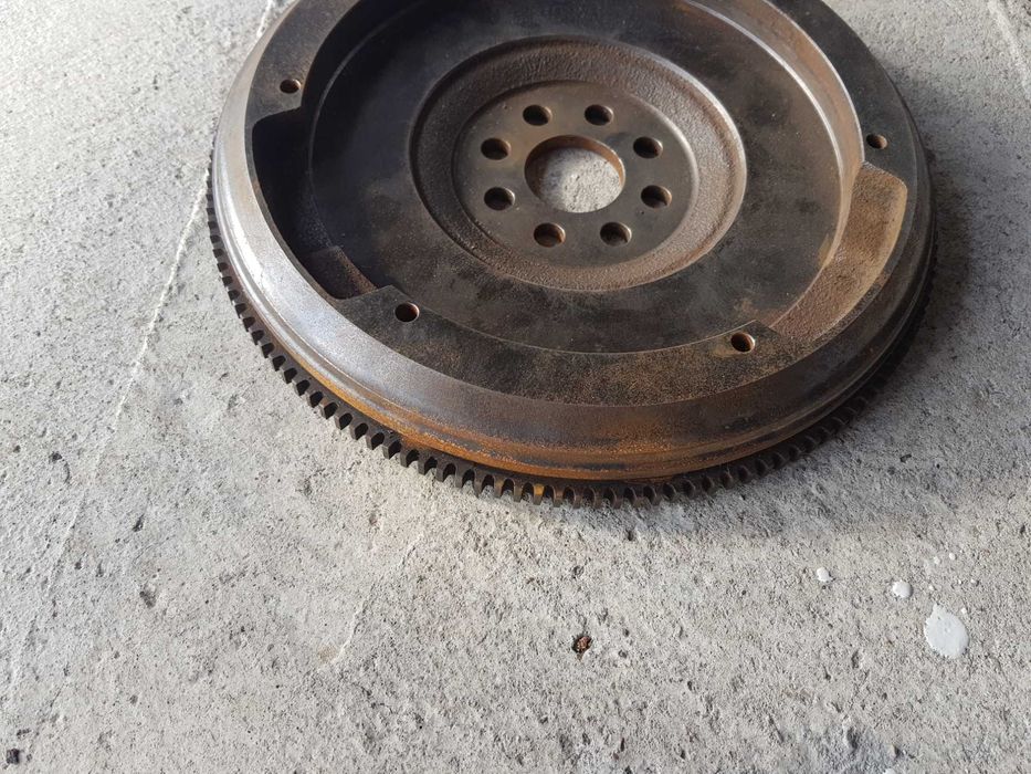 Продавам маховик за Opel Astra G