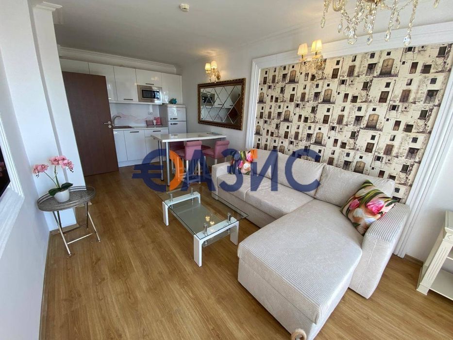 Продава се Двустаен апартамент в к.к. Слънчев бряг - 68 кв.м за 1868 €/кв.м - Снимка #5