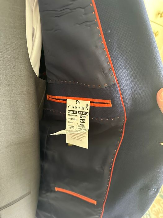 Продам костюм новый