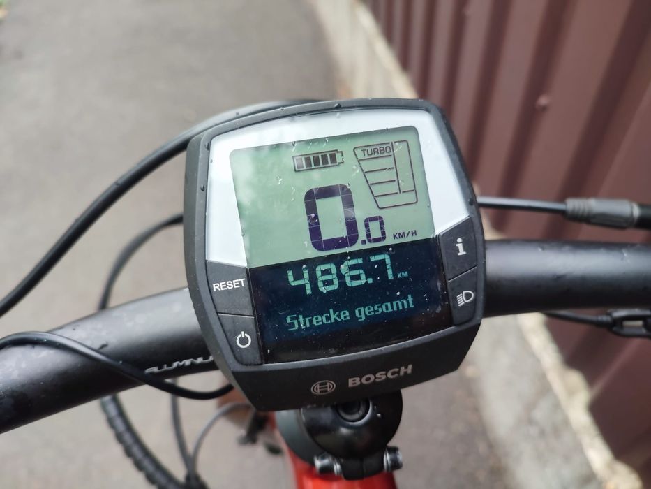 Bicicleta electrica Bosch ideala GLOVO cu 2 baterii