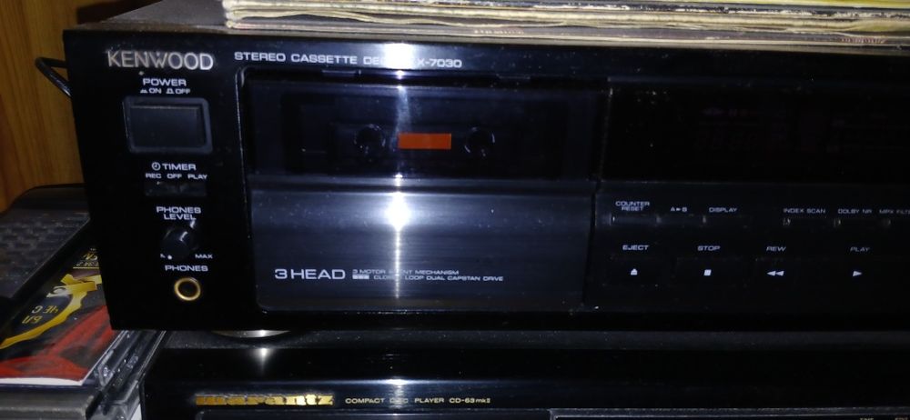 Висок клас Касетъчен дек Kenwood KX-7030.