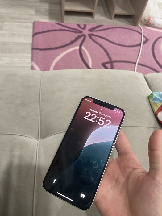 Продам айфон 12 про