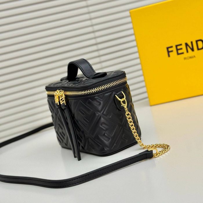 Нова чанта на Fendi