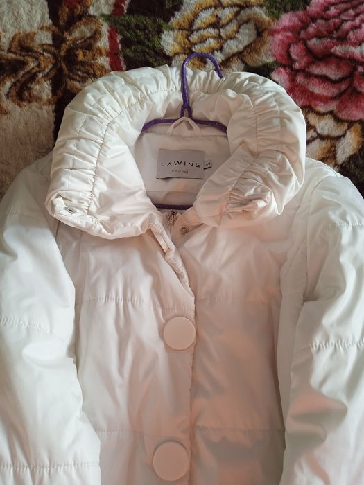 Продаю  куртку на