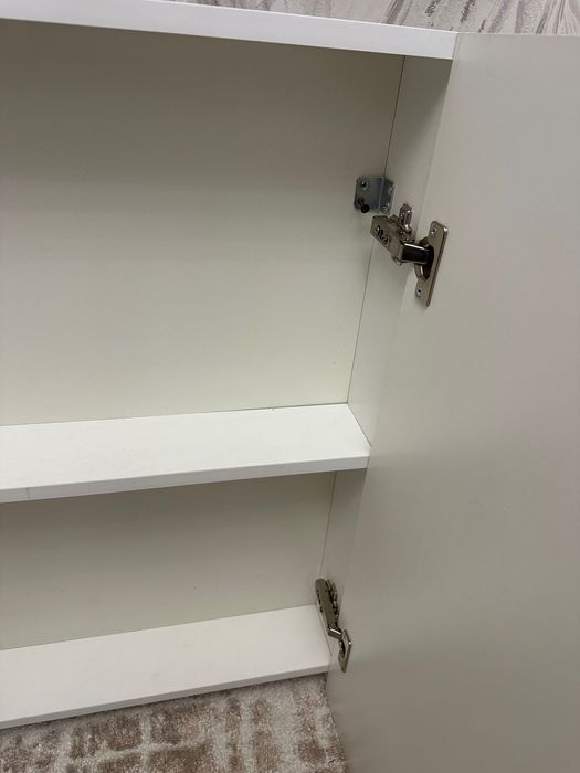 шкаф с зеркалом в ванную