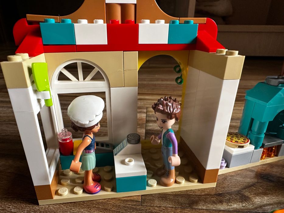 Оригинал LEGO friends pizza