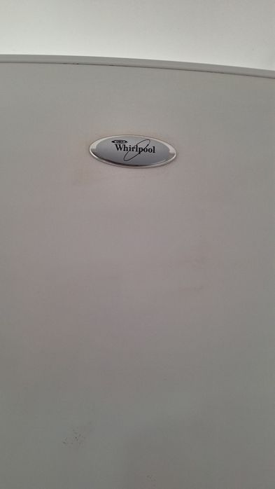 Frigider pt piese de  schimb marca Whirpool are 2m înălțime 60x60