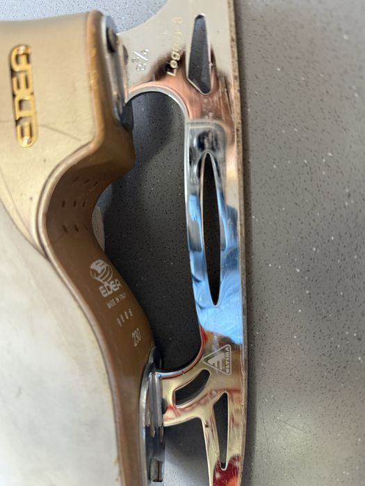 Коньки для фигурного катания EDEA