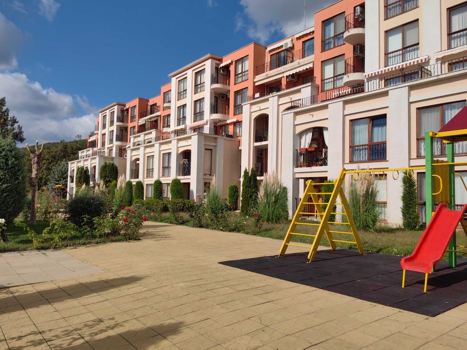 Продава се Тристаен апартамент в Свети Влас - 100 кв.м за 1224 €/кв.м - Снимка #23