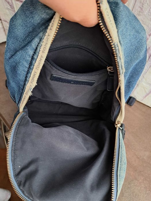 дамска раница.малка дънкова чанта,раничка,Tommy Hilfiger