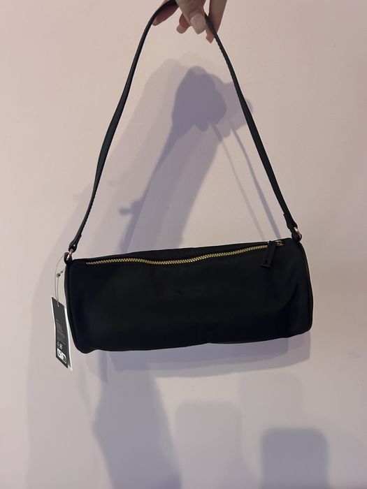 Дамска чанта hm