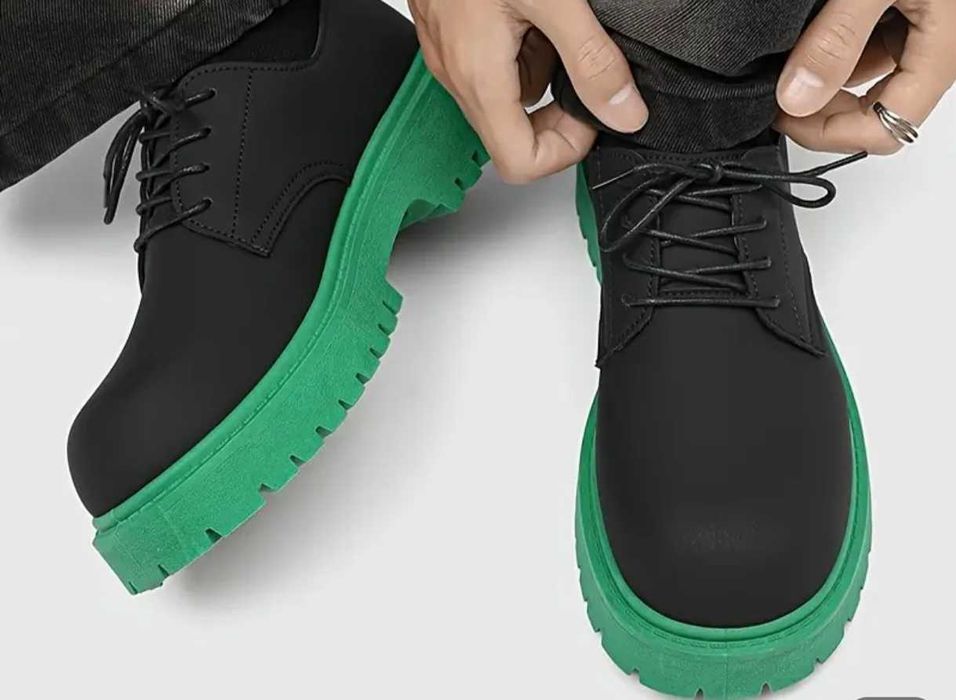 Мужская обувь с круглым носком