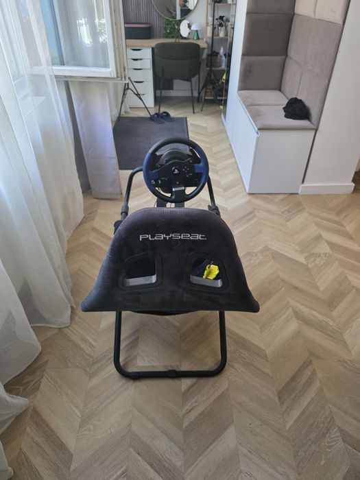 Playseat Challenge + thrustmaster T150 FFB