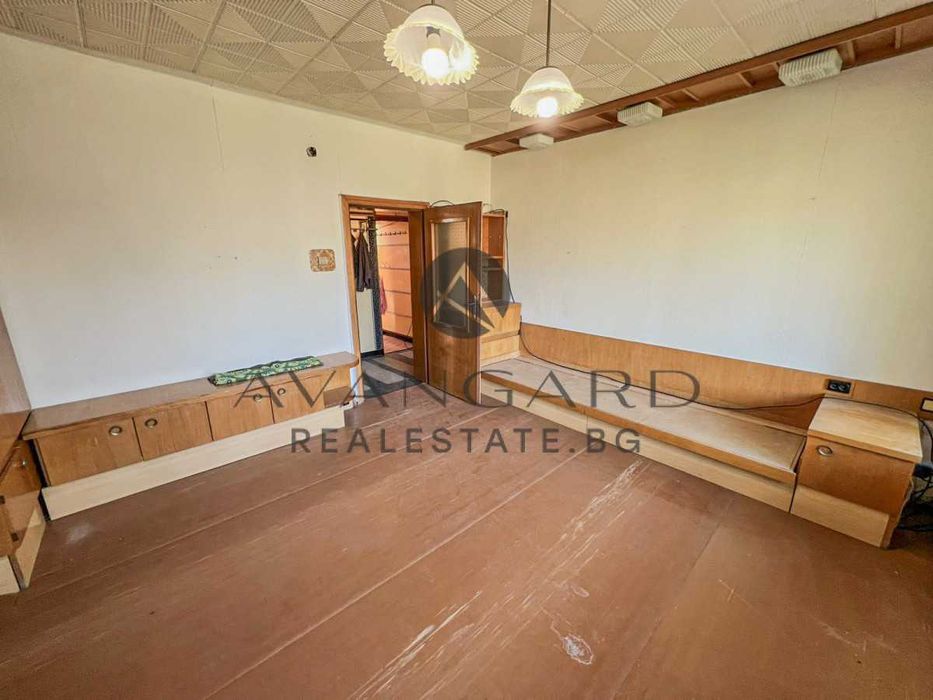 Продава се Двустаен апартамент в Пловдив, Кючук Париж - 64 кв.м за 1297 €/кв.м - Снимка #1