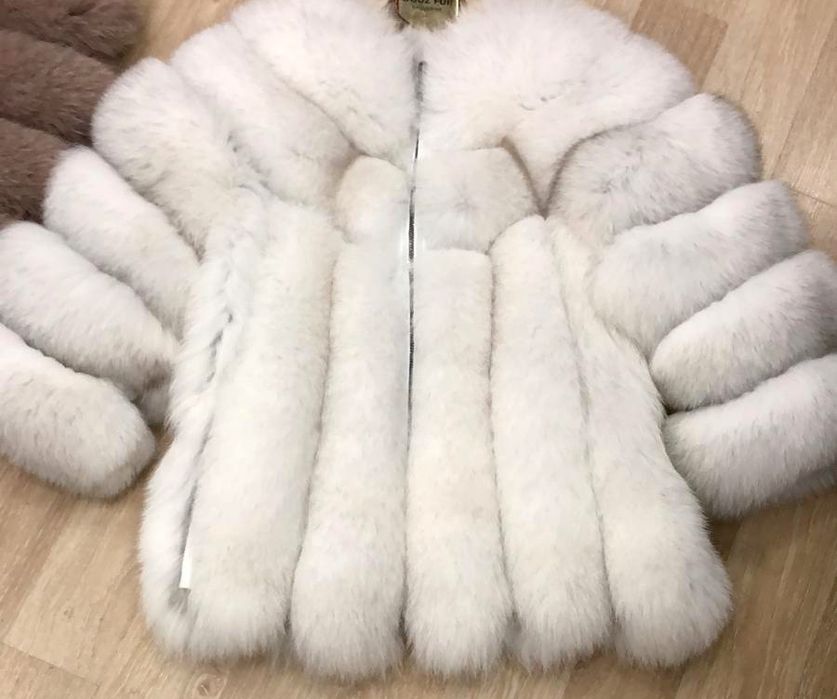 Haina din blana naturala