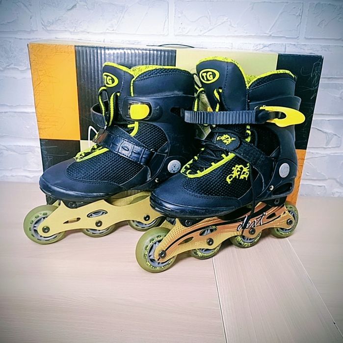 Роликовые коньки