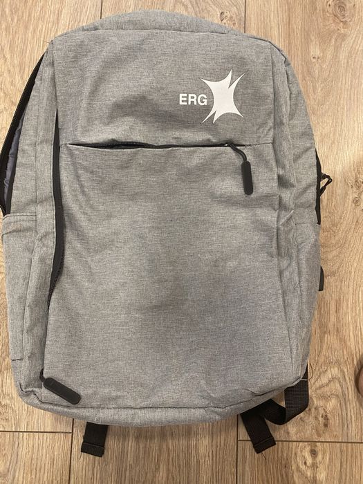 Продам рюкзаки недорого