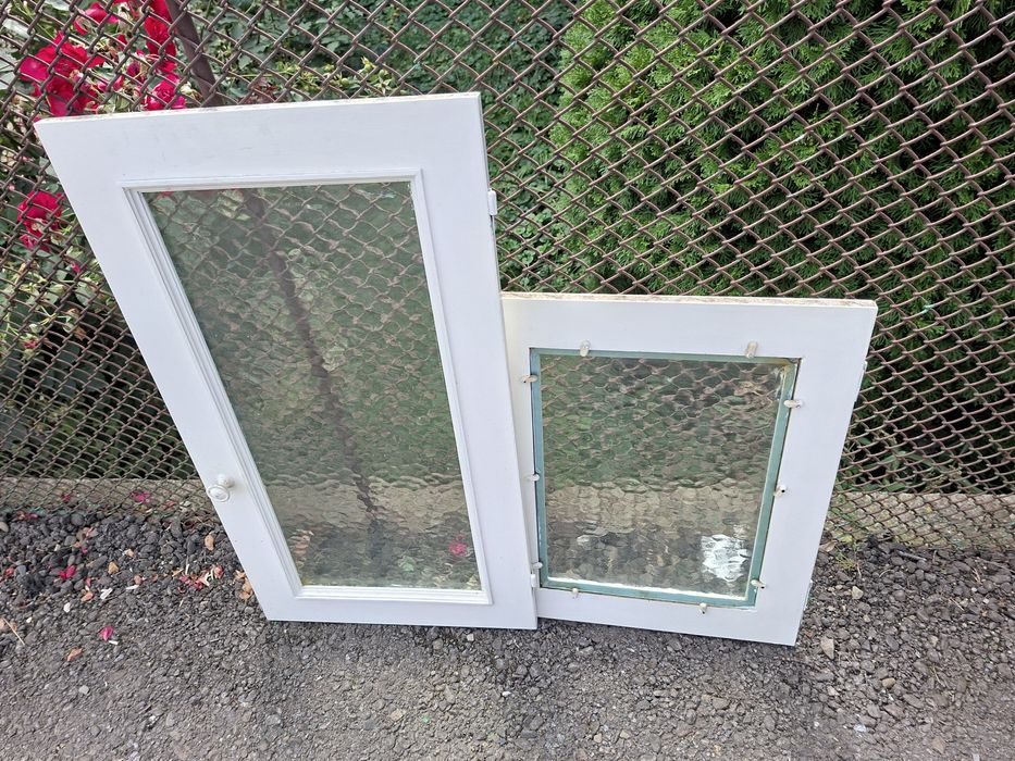 Dulap vechi 1.8 x 1.3m