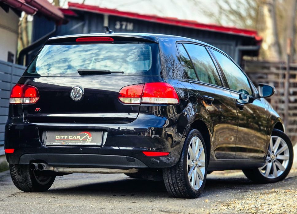Vw Golf Automat 2010 benzina Euro5 dotat ,NAVI,PADELE,stare impecabila