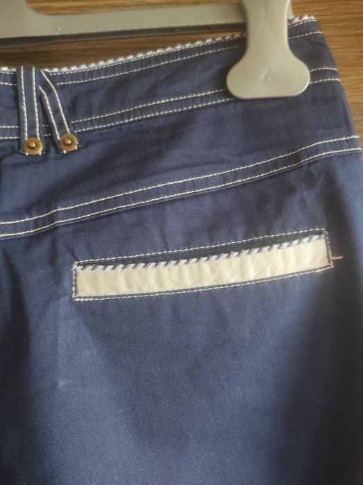 Дамска бяла ризка с панталон