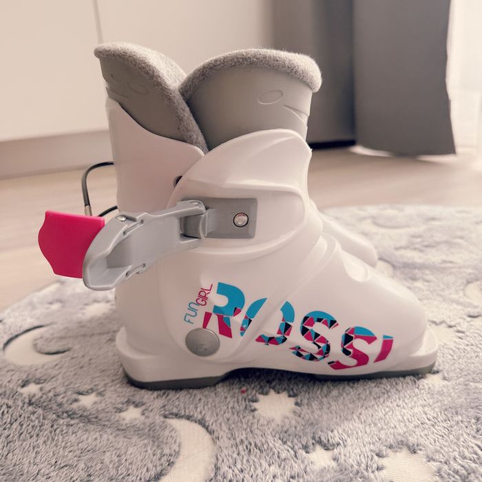 Детски ски обувки Rossignol