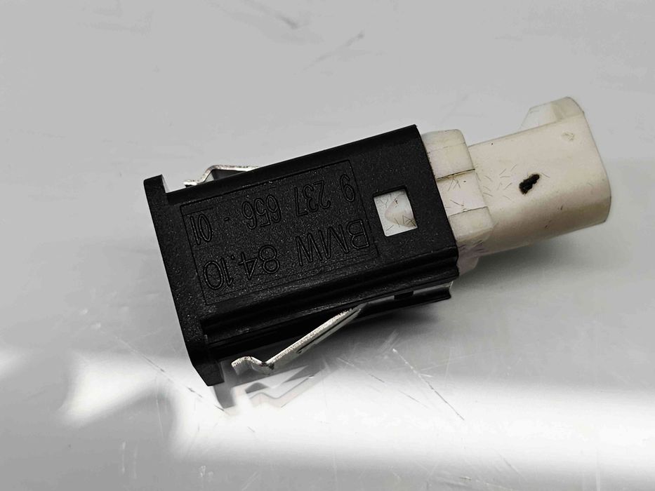 Conector auxiliar USB Bmw 5 (F10) [Fabr 2011-2016] 9237656
