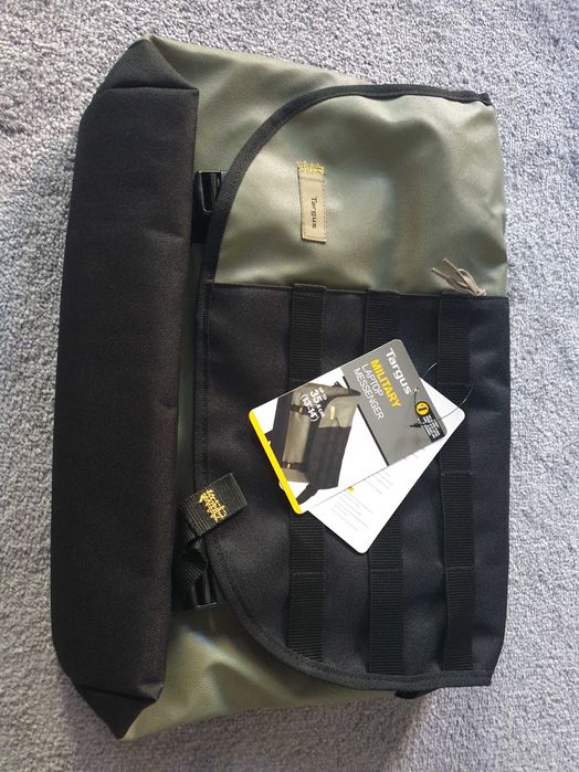 Geanta laptop Targus Military NOUA